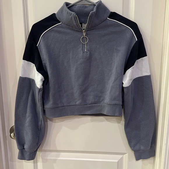 Cropped sweatshirt - Picture 1 of 5